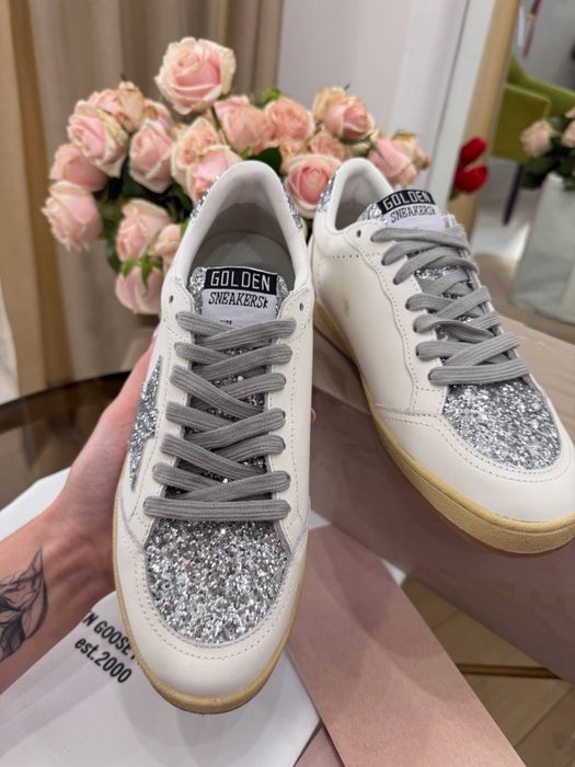 Трендові жіночі кеди Golden Goose білого кольору з срібною зіркою