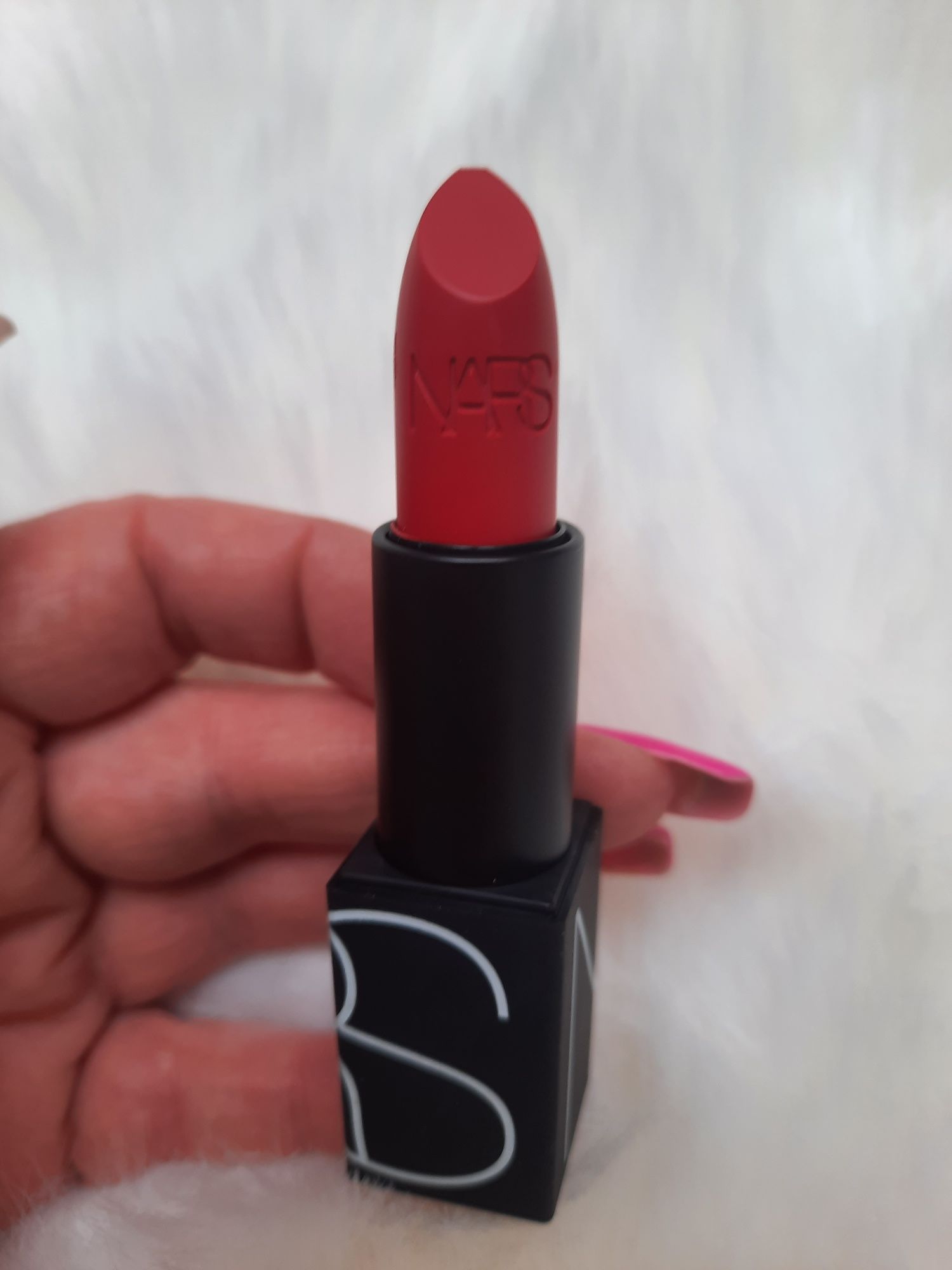 Pomadka NARS Matte Inappropriate Red