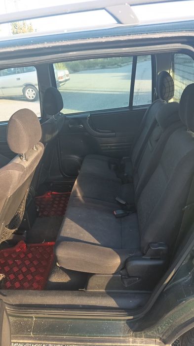 Zafira 7 lugares 2.0Dti 82 cv