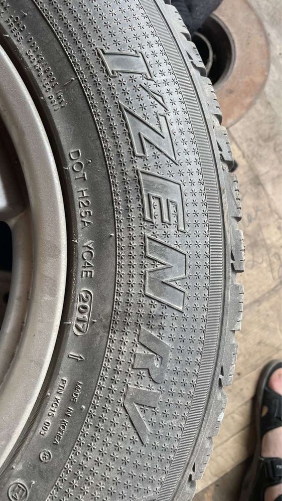 Продам колеса KUMHO