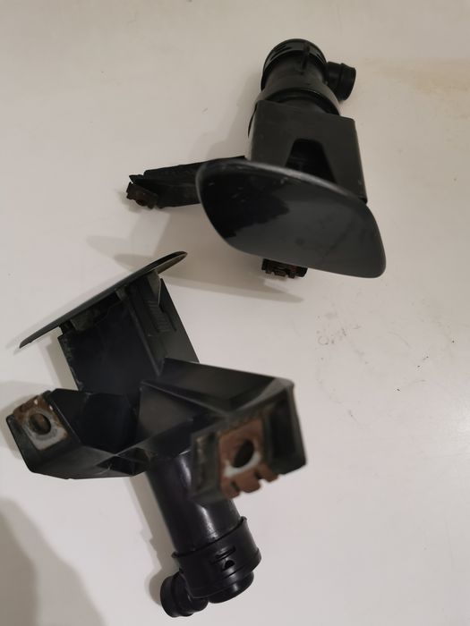 Форсунки омывателя фар Lexus RX400h