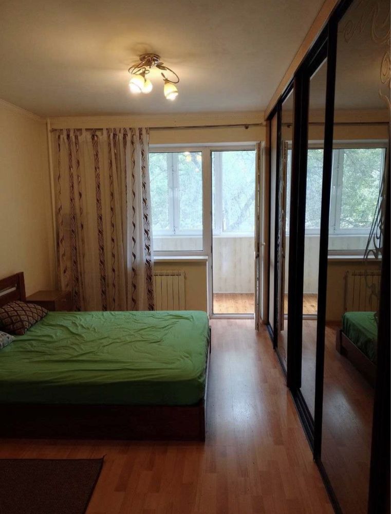 3-х кім квартира, 67м2, кухня 10м2, 4 поверх. Ремонт!