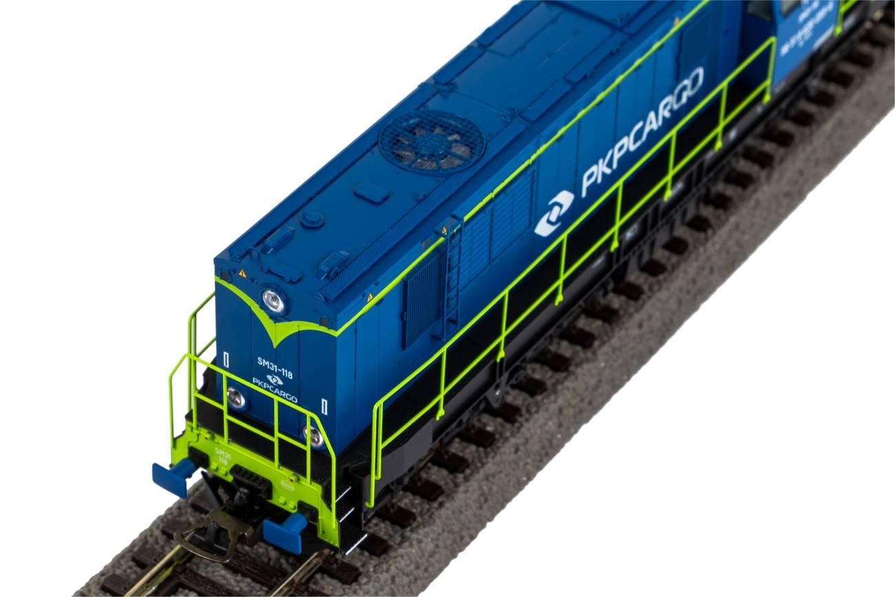 Маневровый тепловоз SM31 pkp фирмы Piko 52300 1:87 HO