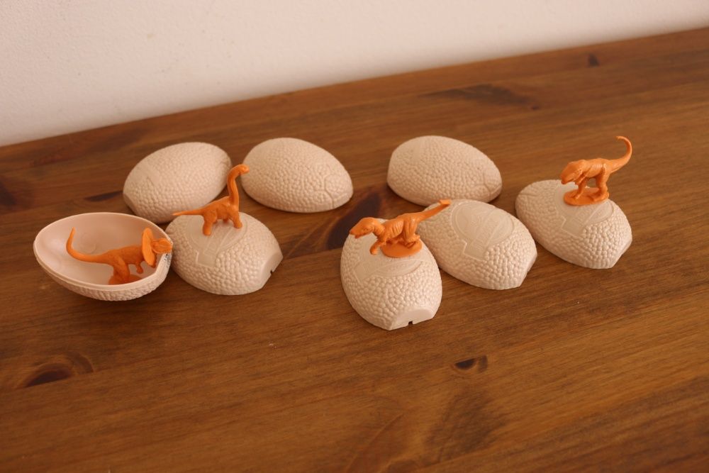 Ovos miniaturas Jurassic Park oficial