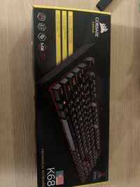 Teclado Corsair K68