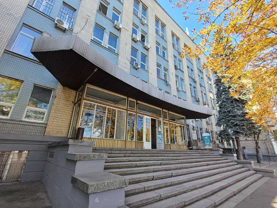 Продам 4-5 этаж нежилого помещения на Сичеславской набережной