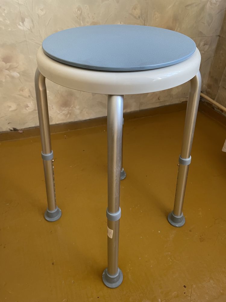 Taboret prysznicowy obrotowy armedical ar-201a