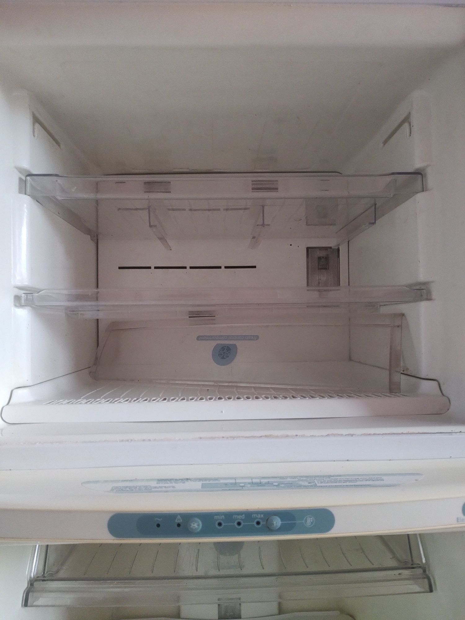 Двокамерний холодильник Whirlpool ARG773