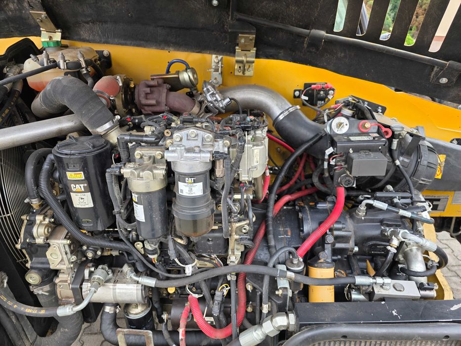 Ładowarka teleskopowa Caterpillar TH 357D Manitou 932 JCB 541 TH407