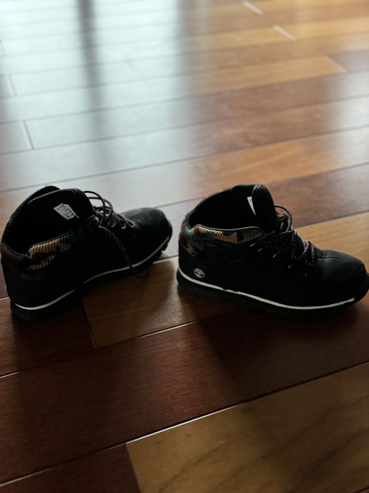 Buty zimowe jesienne moro Timberland dla Dziecka rozmiar 38 jak nowe