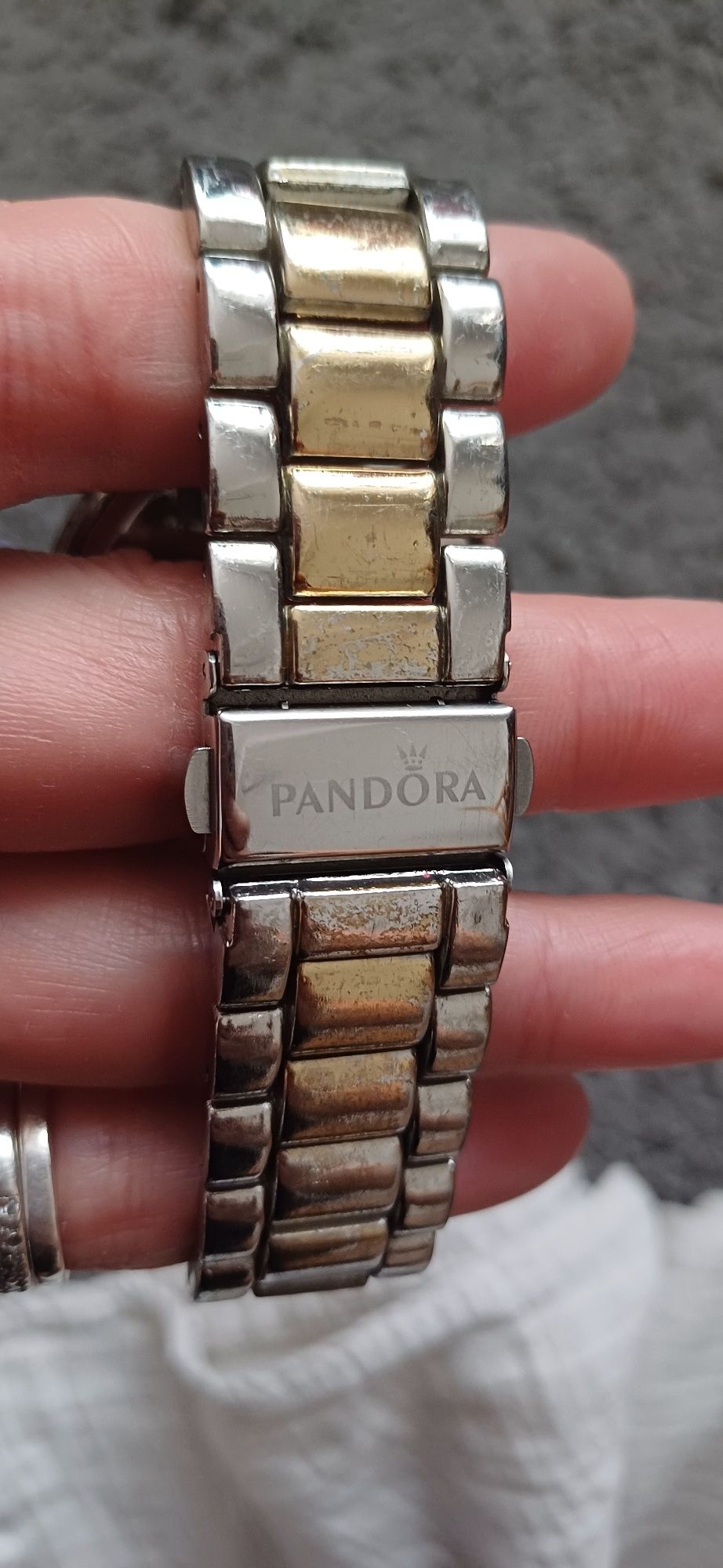 Zegarek pandora.