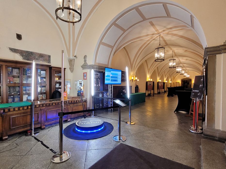 FOTOBUDKA360 > wesele > urodziny > jubileusz > Event > konferencja