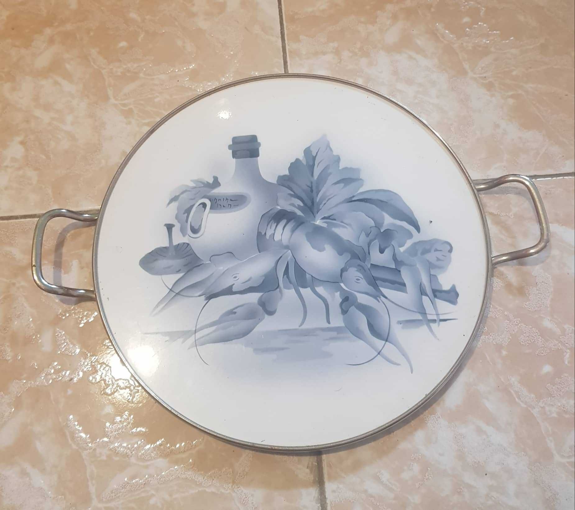 Bandeja de porcelana mayolica Alemanha séc. XIX