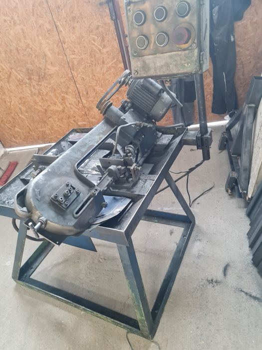 Przecinarka taśmowa Piła do metalu