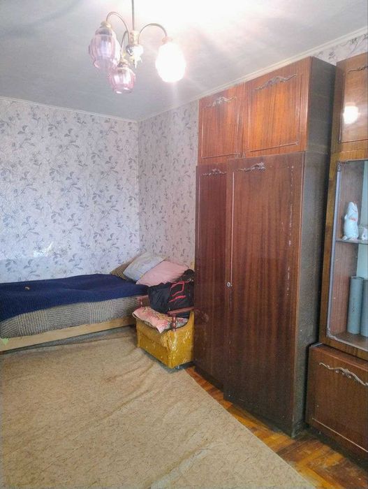 Сдам  1-ю квартиру ,правый берег по ул.Днепровское шосе,5 этаж.