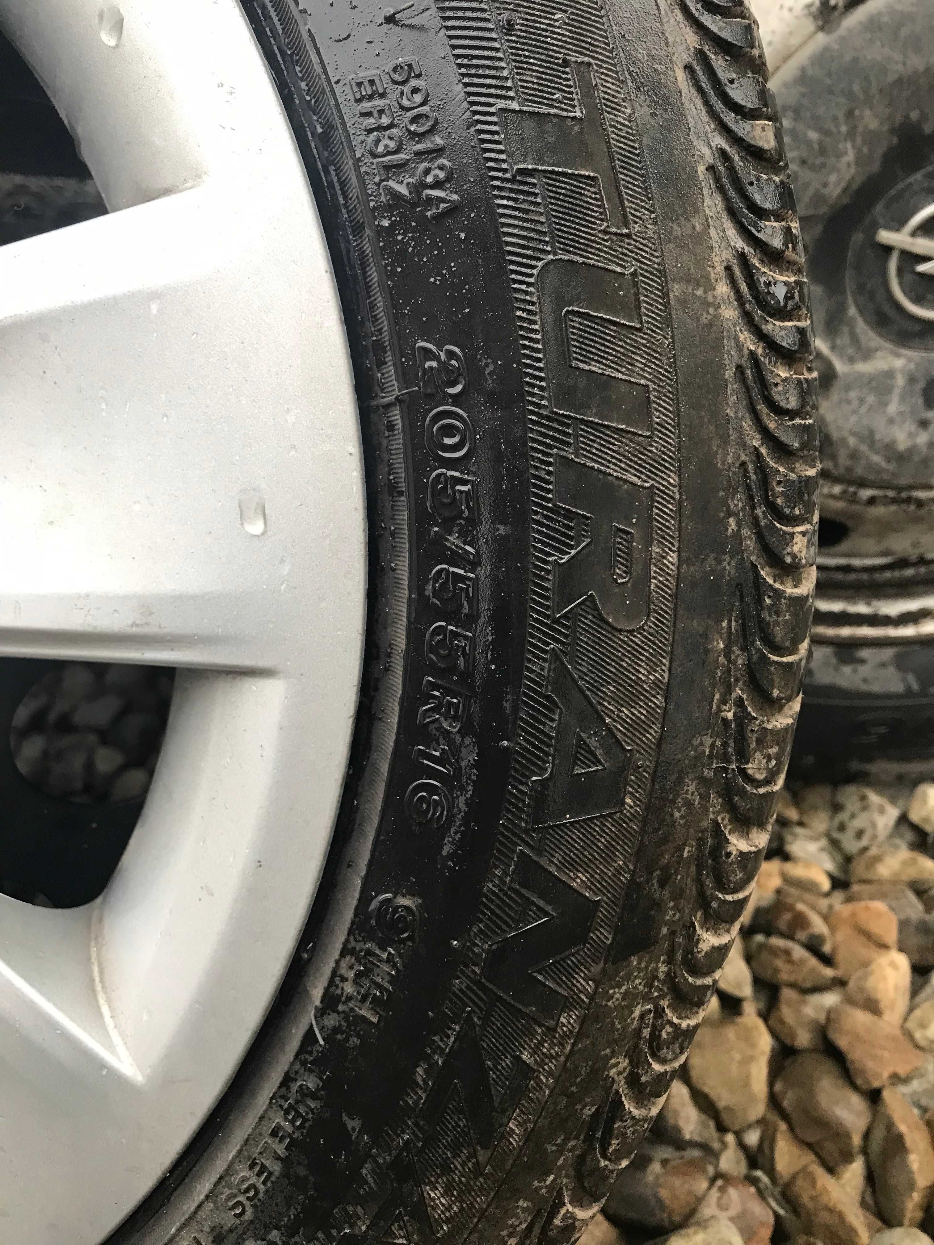стальні диски r16 BMW 5*120 зрезиною205/55/16BrigestoneTuranza ER-300I