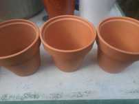 3 vasos em barro