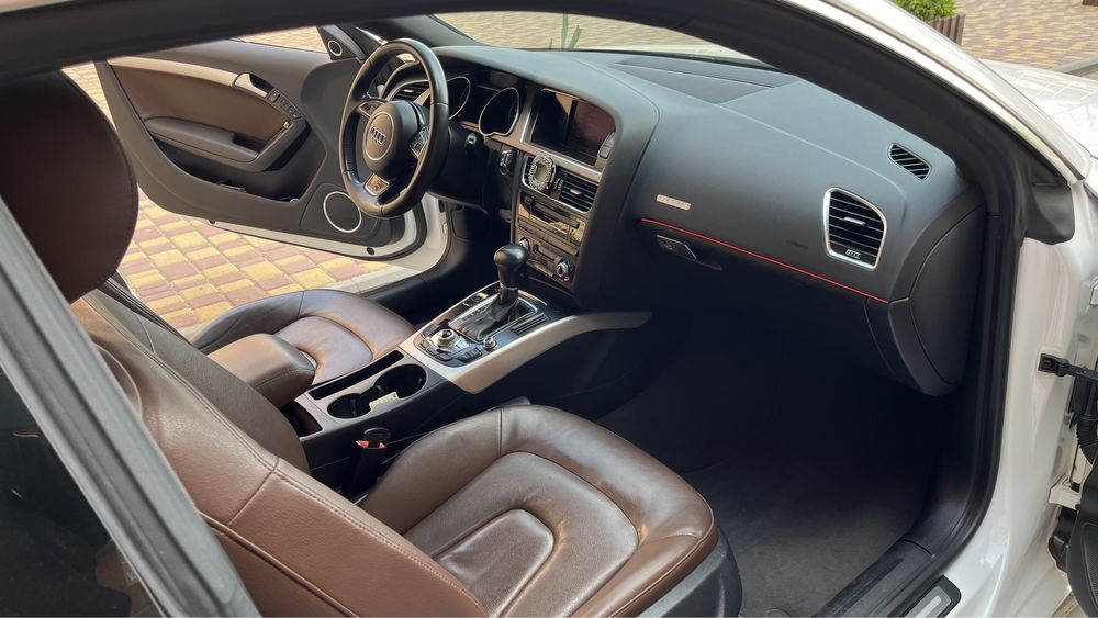 Продам ауди А5 в отличном состоянии!