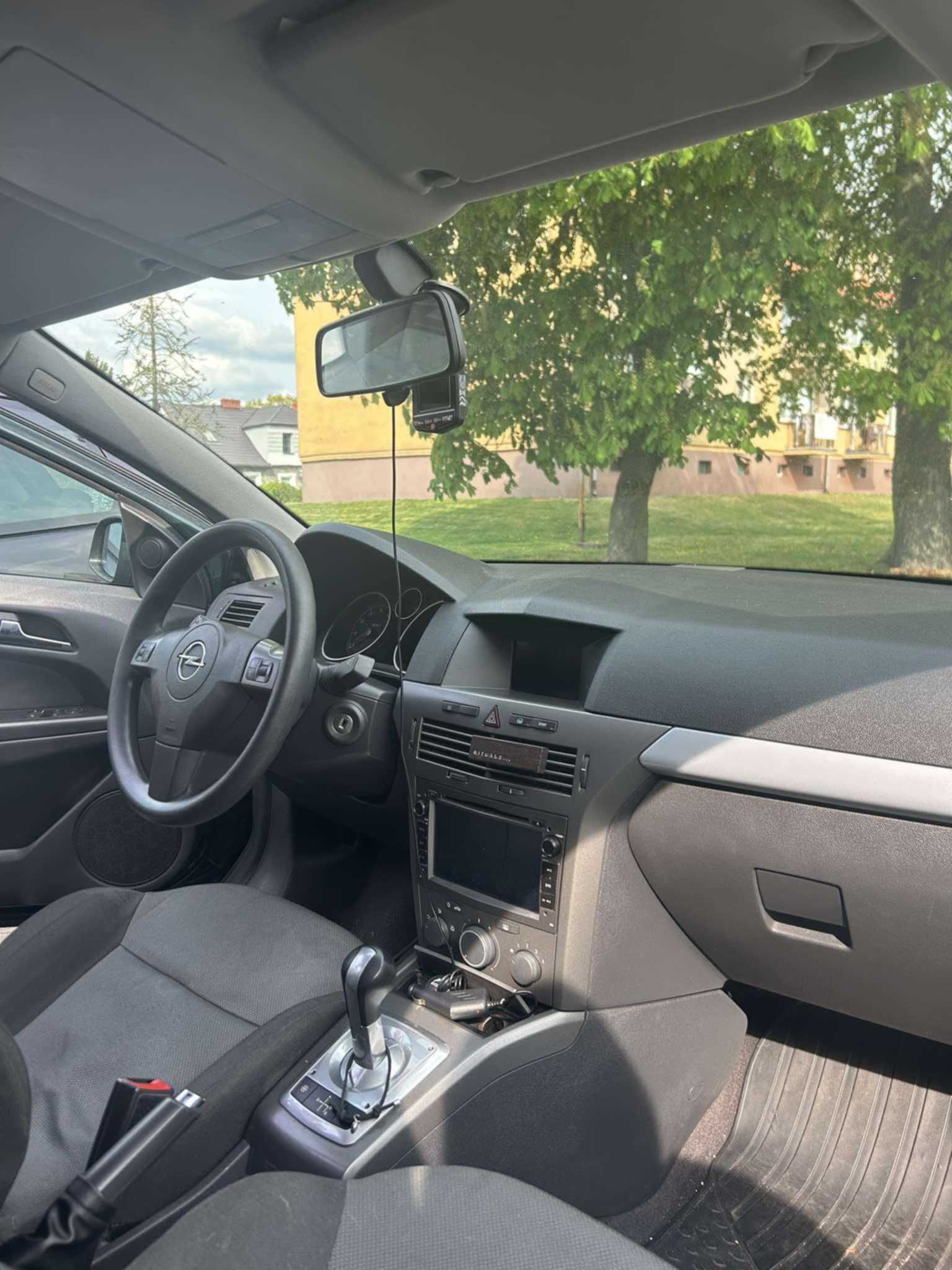 Opel Astra h GTC