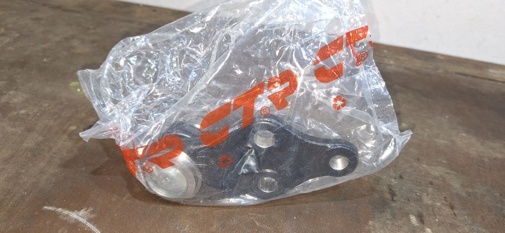 Шарова опора  "СТR" Kia Hyundai