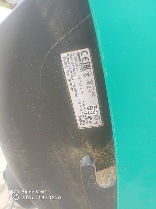 Rozdrabniacz do gałęzi Bosch 2000 Watt.