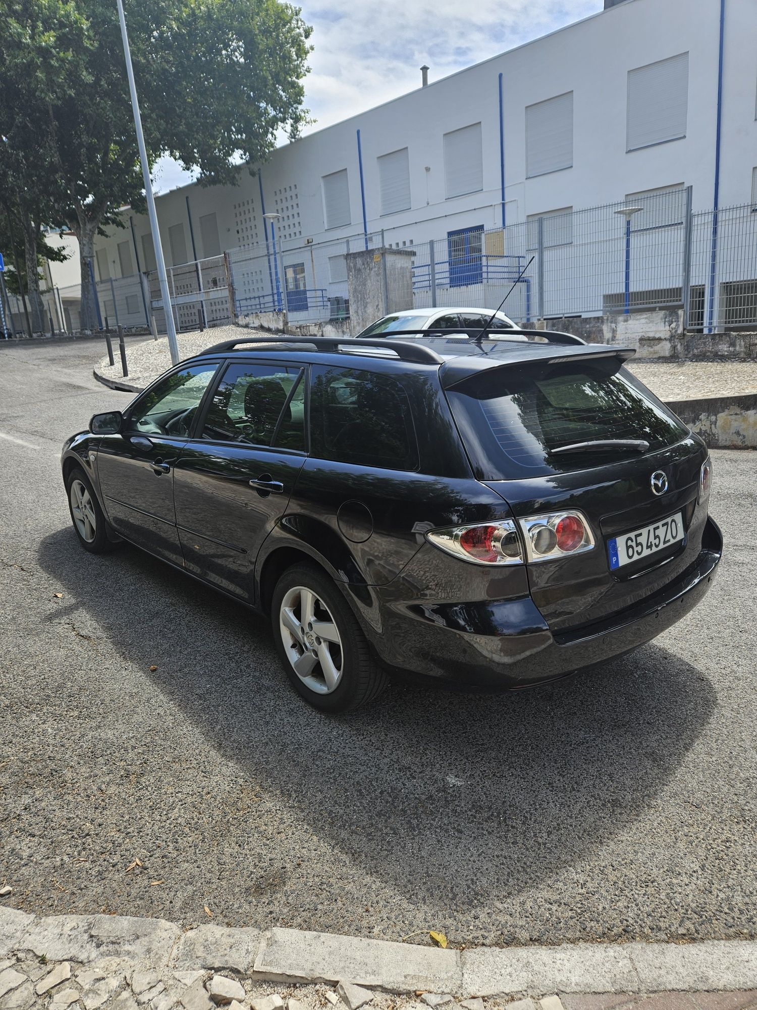 Mazda 6 sw 2.0, 222.000km, ano 2005