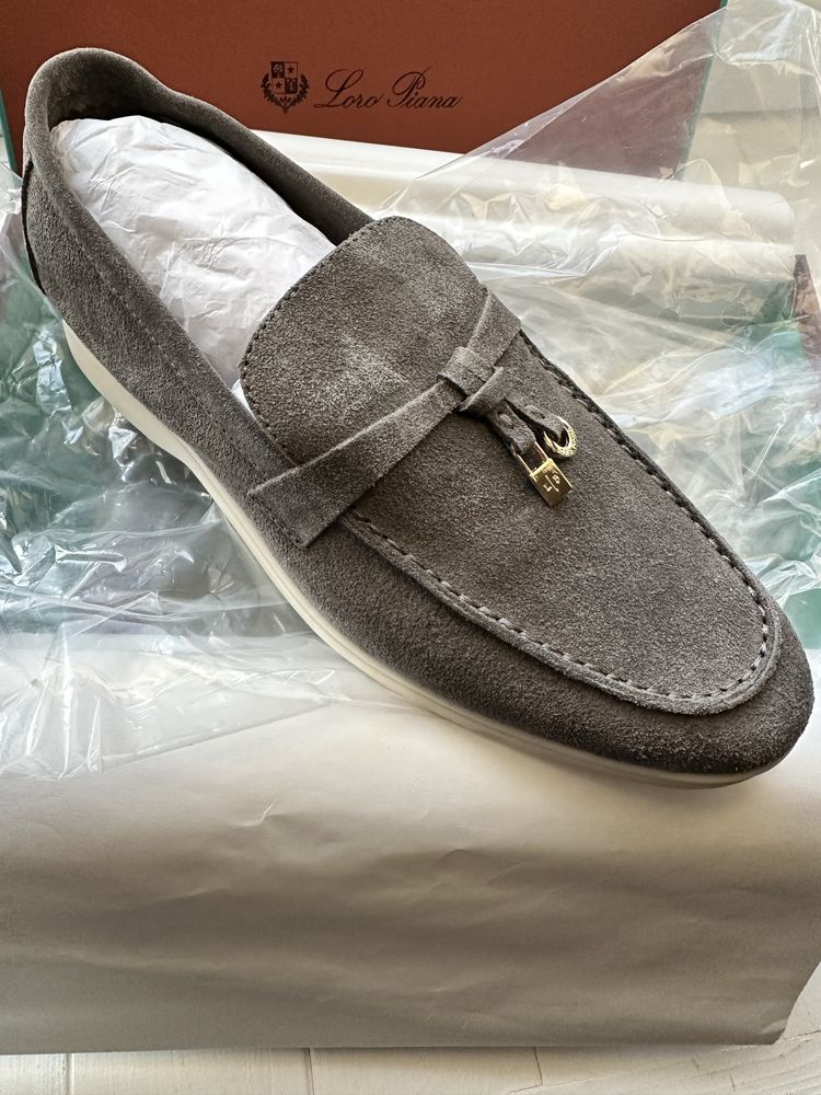 Loro Piana лофери