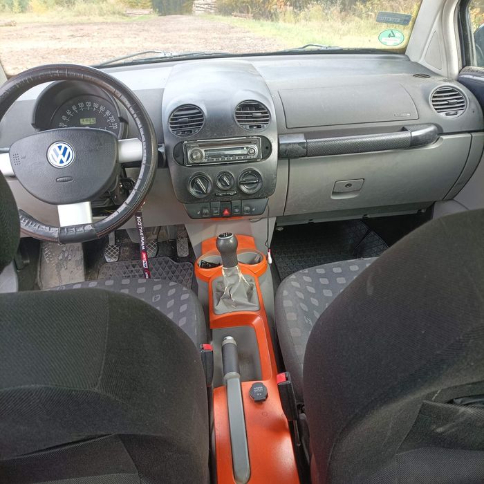 Volkswagen New Beetle