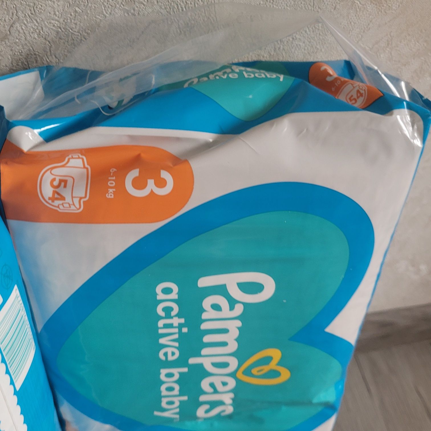 PAMPERS active baby 3