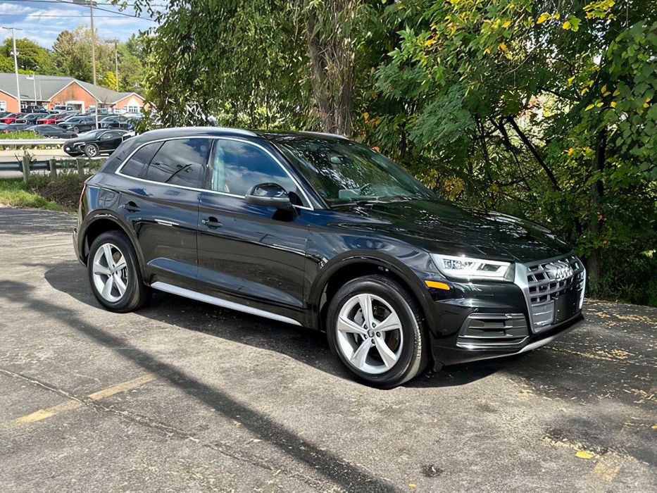 Audi Q5      2020