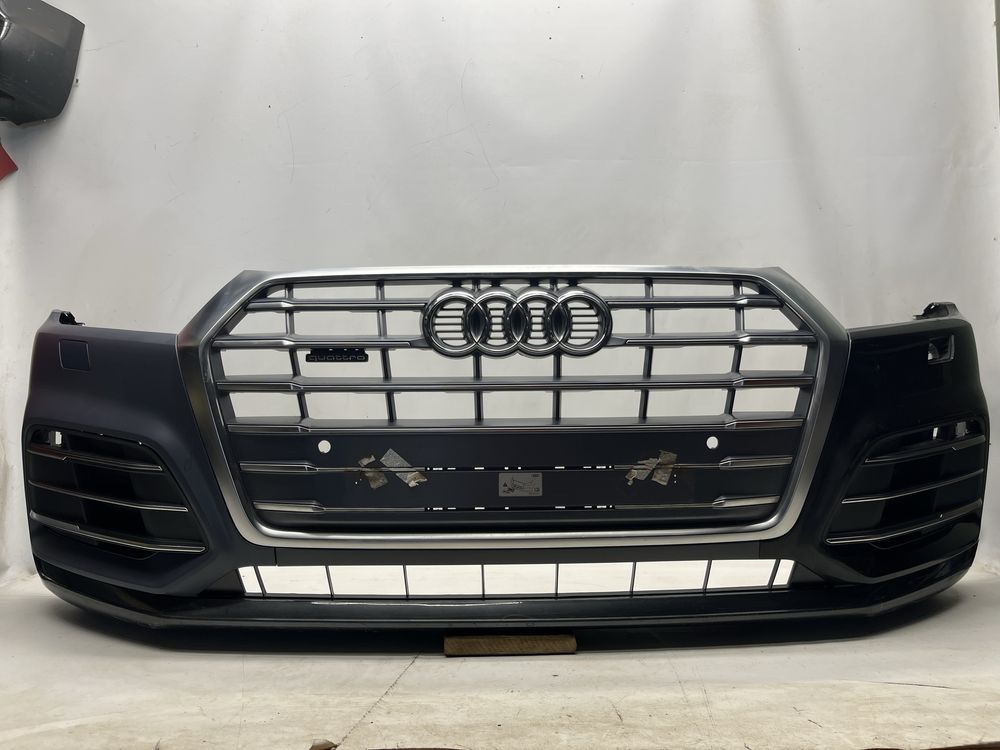 Audi Q5 80A 17r- S-line