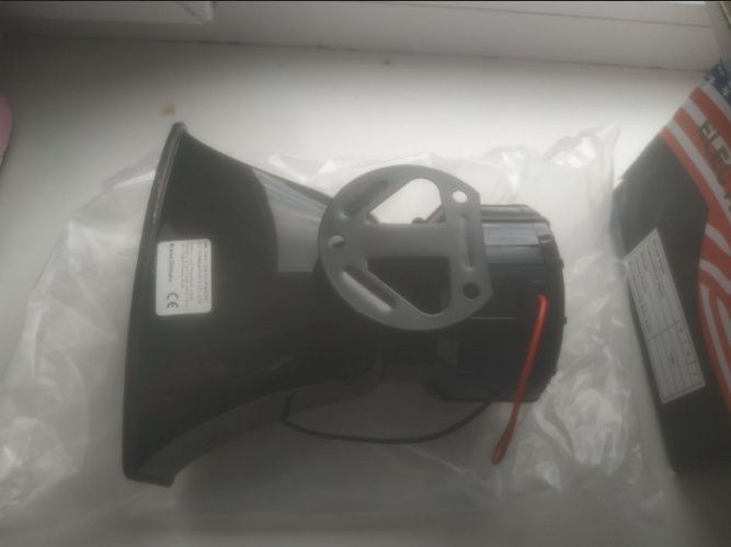 Продаю сирену спецсигнал,рупор