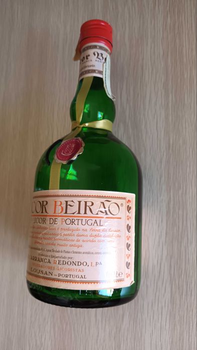 Garrafa antiga Licor Beirão