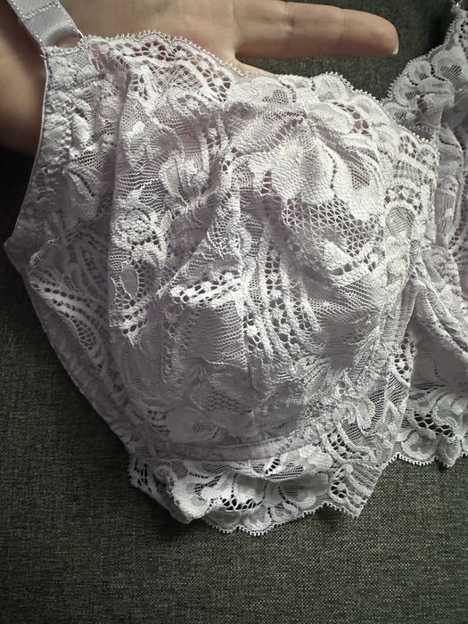 Nowy biustonosz duzy rozmiar uk 34G