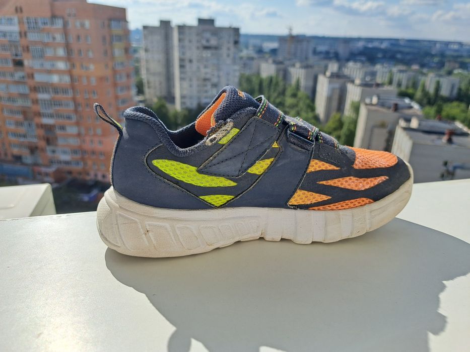 Кросовкі SKECHERS 33,5