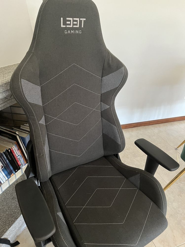 Cadeira Gaming L33T Elite V4 cinza