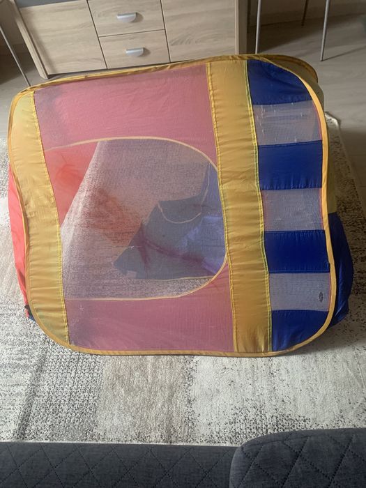Продам палатку детскую