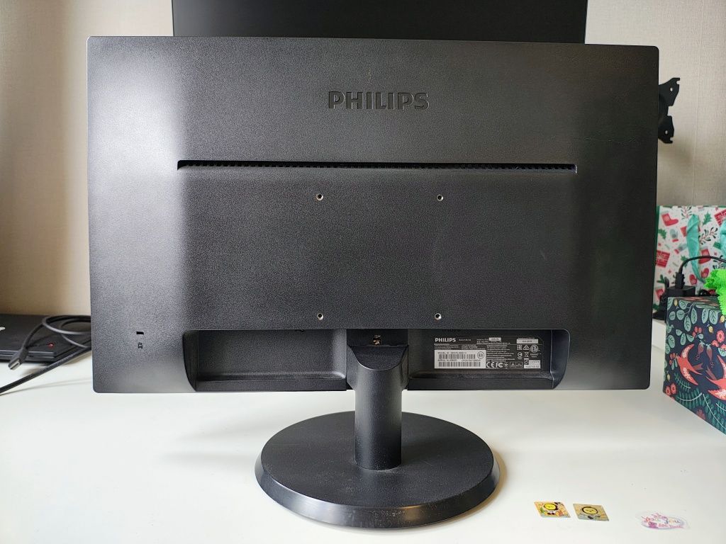 Monitor Philips 22 cale + kable