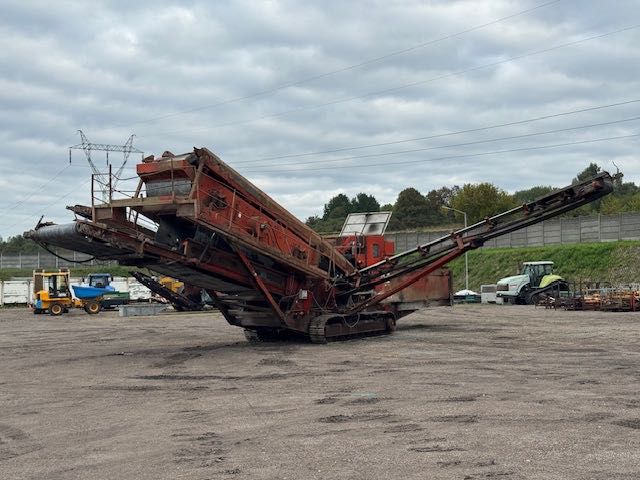 Terex Finlay 693 SUPERTRAK duży przesiewacz kruszywa 40 ton