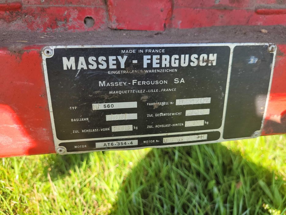 Kombajn Massey Ferguson 560