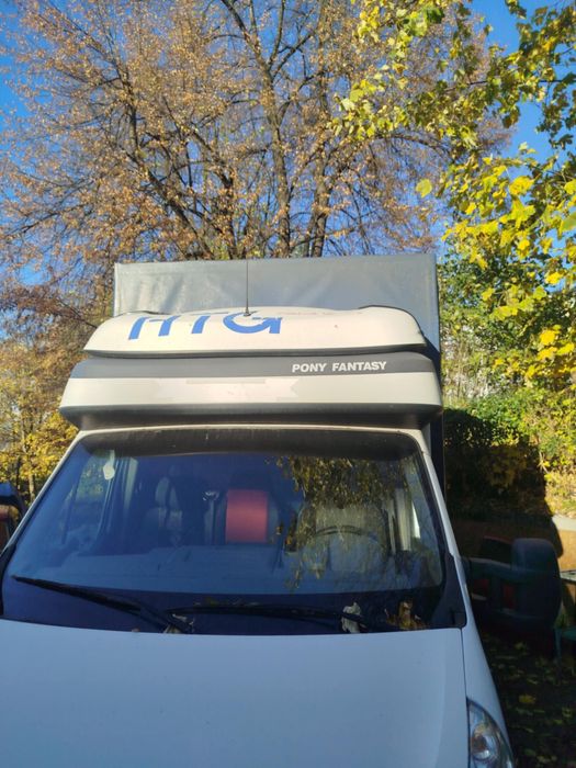 Kurnik, zabudowa plandeka z winda