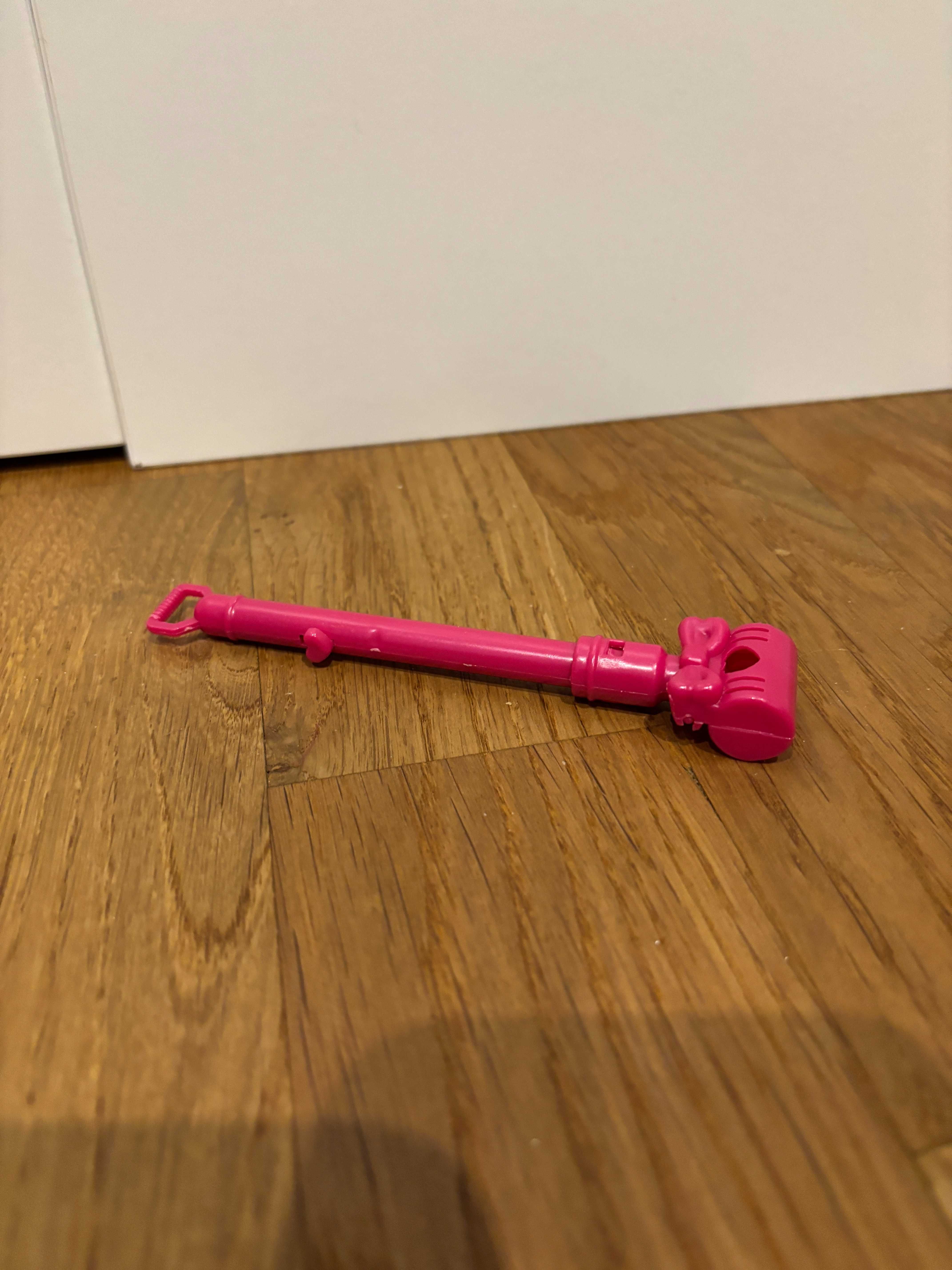 PIESEK akcesoria dla lalki Barbie