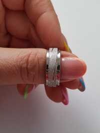 Obrączka pierścionek stal nierdzewna srebrna rozmiar 29