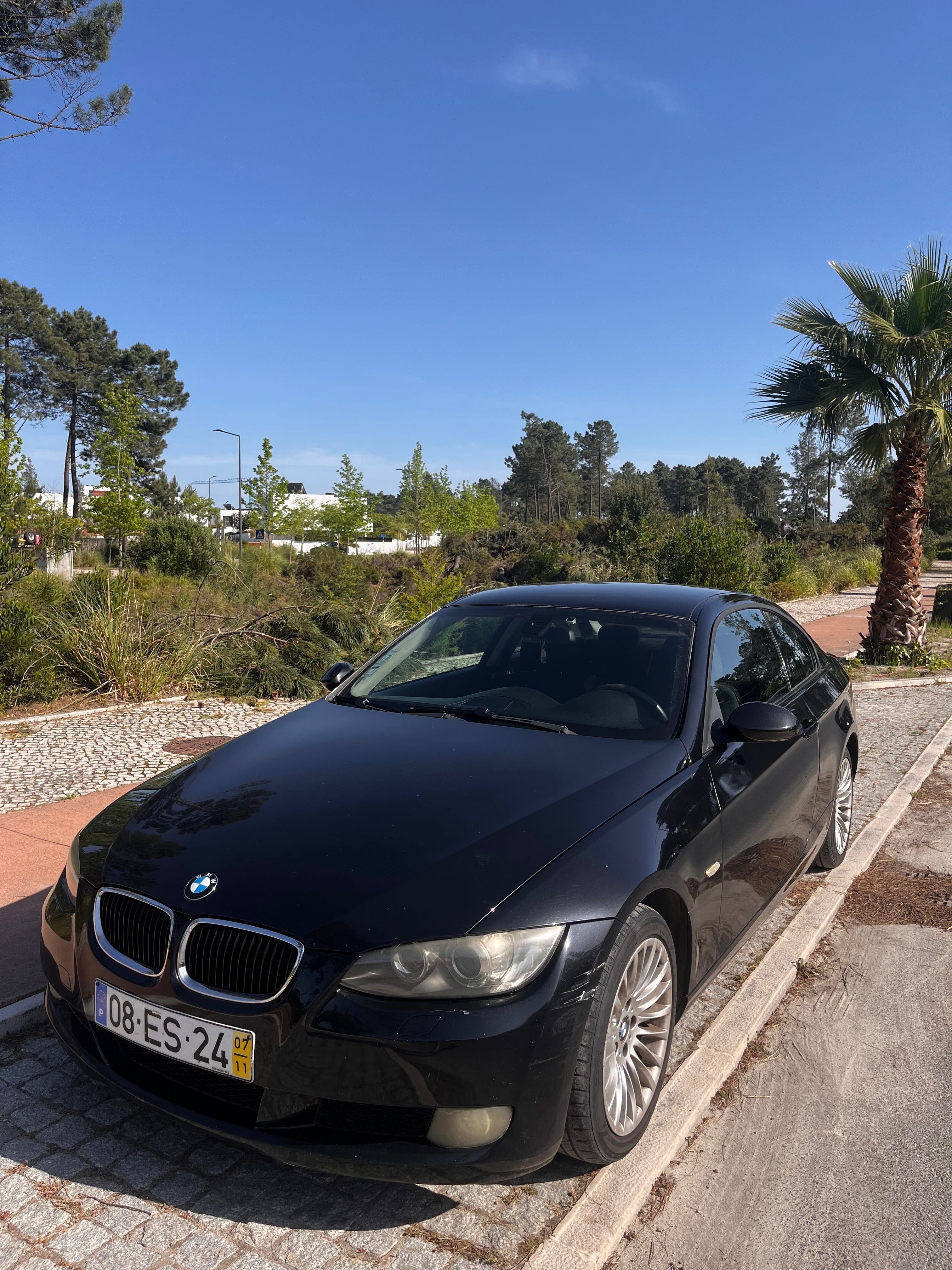 BMW coupe preto 320d