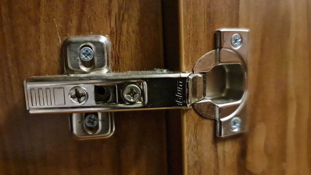 Sprzedam szafkę RTV