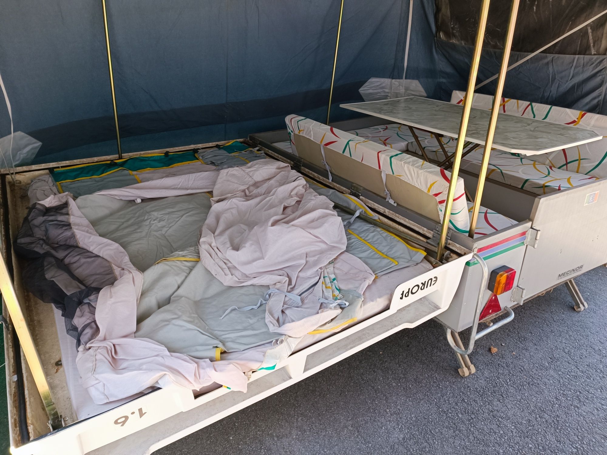 Atrelado tenda marca Europa 1.6
