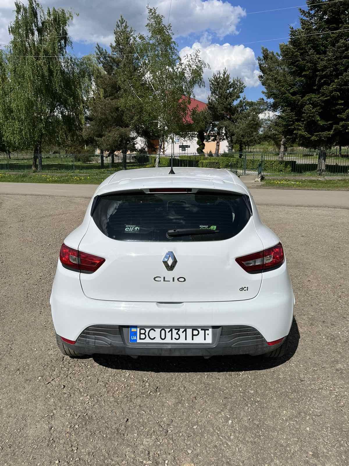 Продаю терміново авто Renault Clio