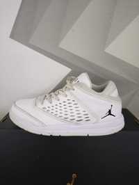 Buty sportowe Nike Air Jordan Flight rozmiar 28.5 chłopięce