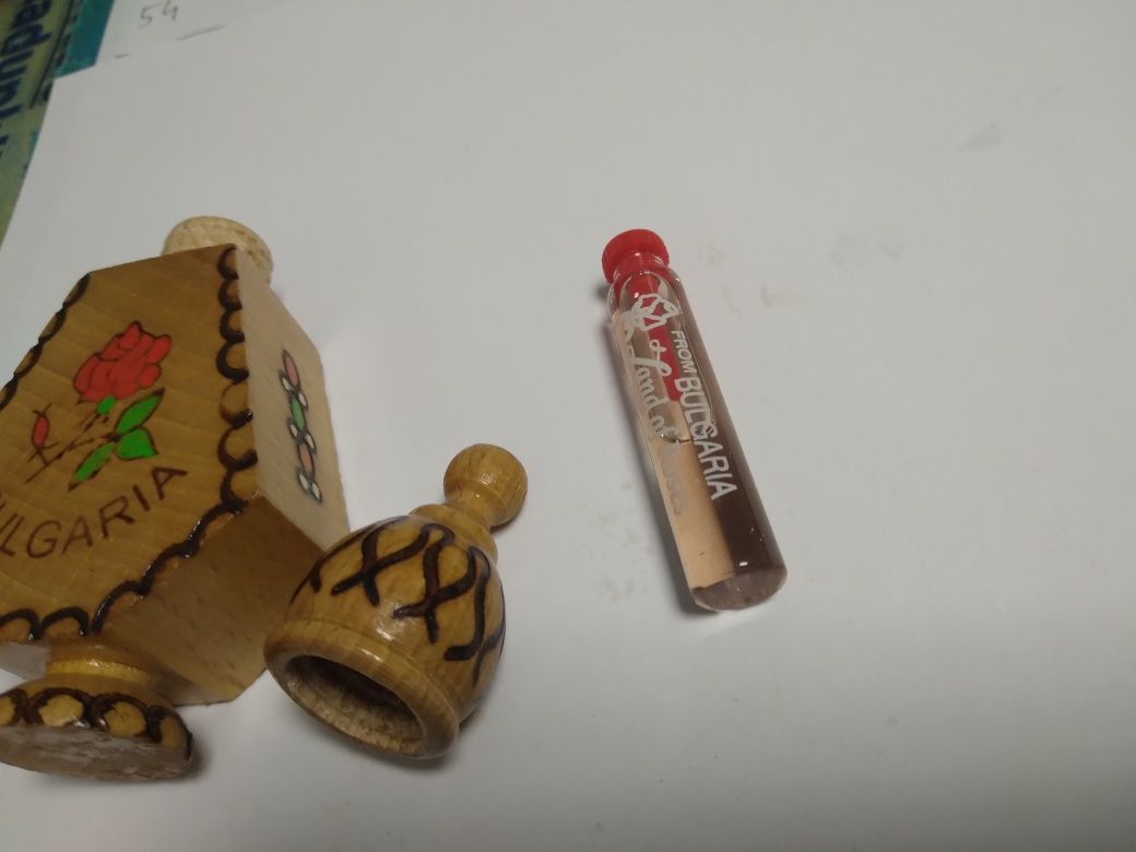 Perfumy różane wczasy Bułgaria pamiątka Prl