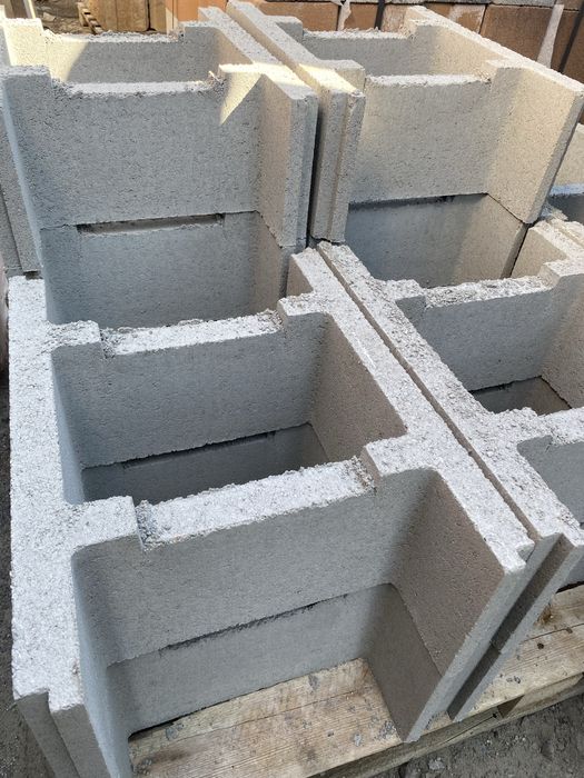 Блок опалубка  для будівництва